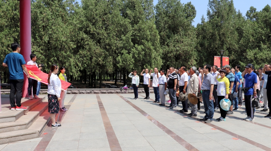 公司黨總支組織黨員赴孟良崮戰(zhàn)役紀(jì)念館、沂蒙紅嫂紀(jì)念館參觀學(xué)習(xí)